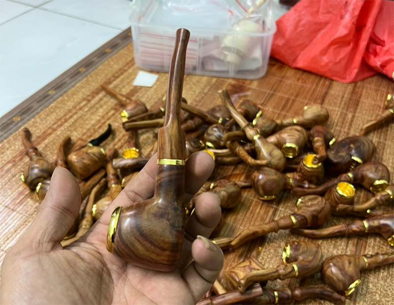 Tẩu cigar free size gỗ sưa mạ vàng 18K